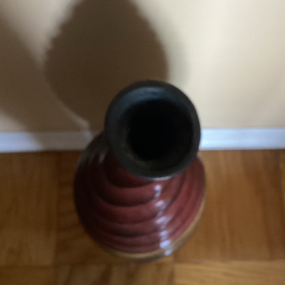 Accents by Jay vase - Picture 3 of 4